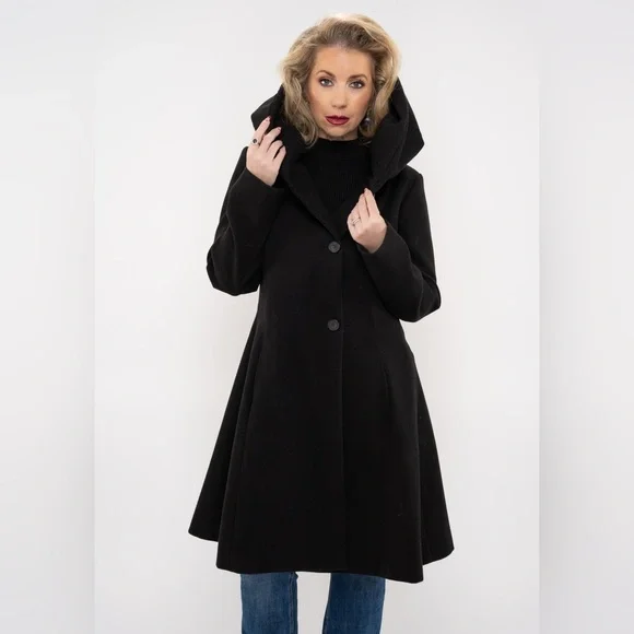 Coat - Picture 3 of 9